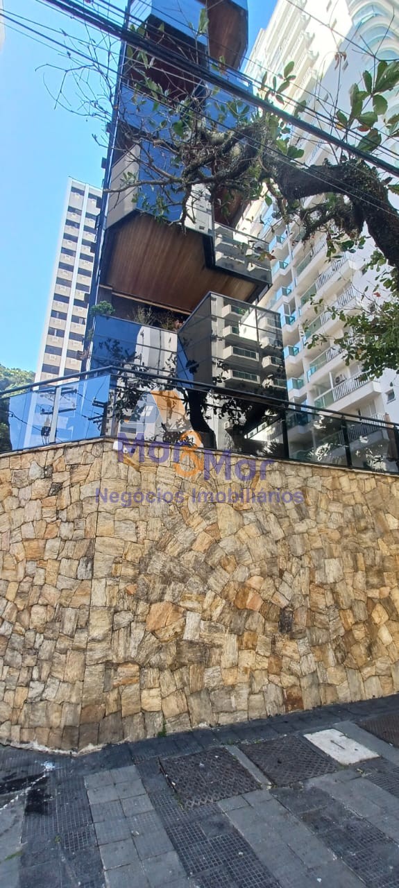 Duplex à Venda na Praia das Pitangueiras - Guarujá
