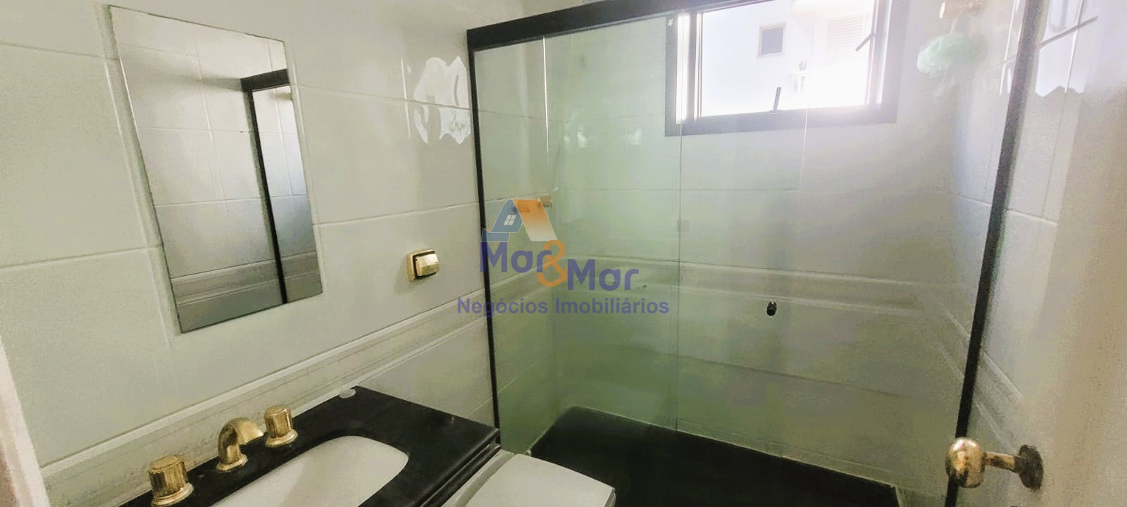 Apartamento Duplex na Praia das Pitangueiras!