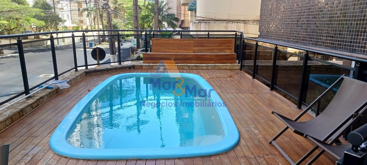 Apartamento Duplex na Praia das Pitangueiras!