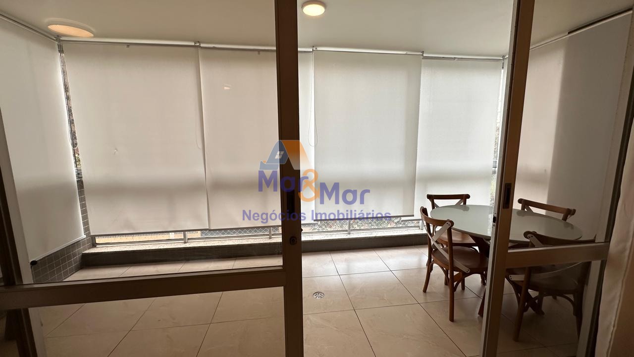 Apartamento na Praia das Pitangueiras, Guarujá - SP
