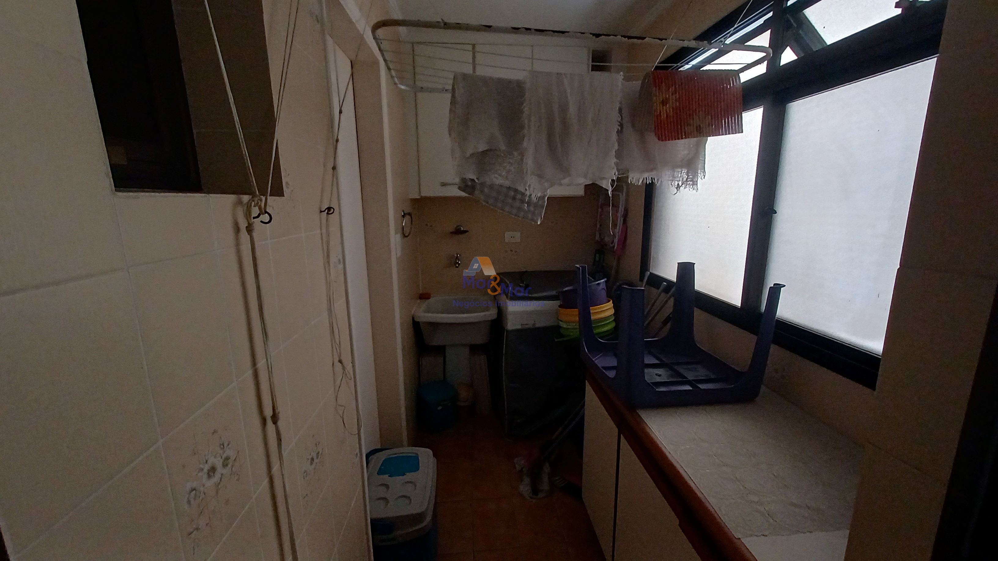 Apartamento na Praia da Enseada, Guarujá - SP