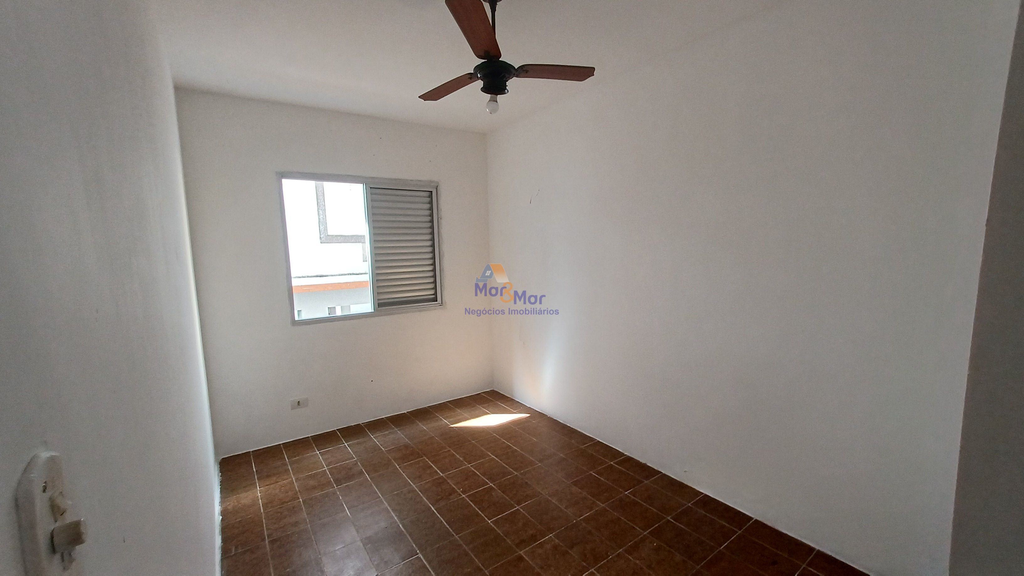 Apartamento na Praia da Enseada, Guarujá - SP
