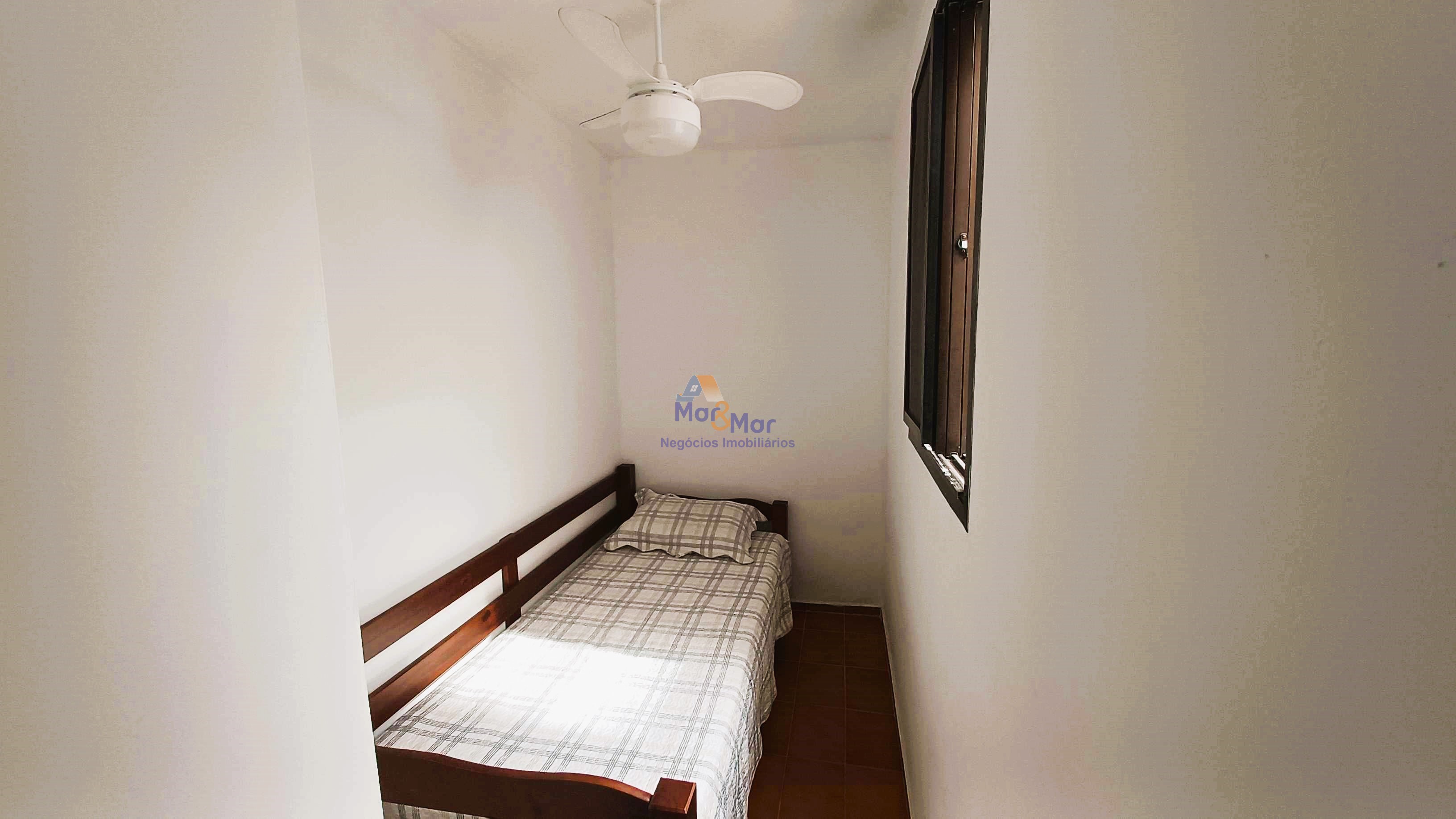 Apartamento na Praia da Enseada, Guarujá - SP