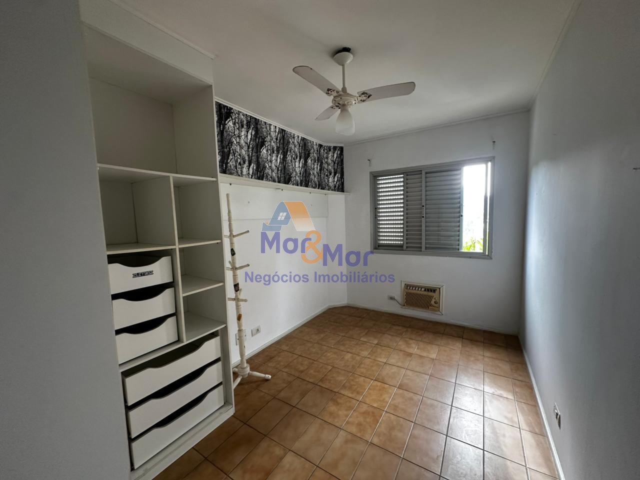 Apartamento na Praia da Enseada, Guarujá - SP