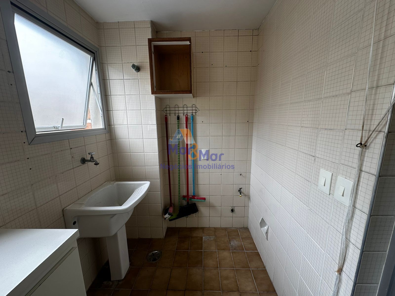 Apartamento na Praia da Enseada, Guarujá - SP