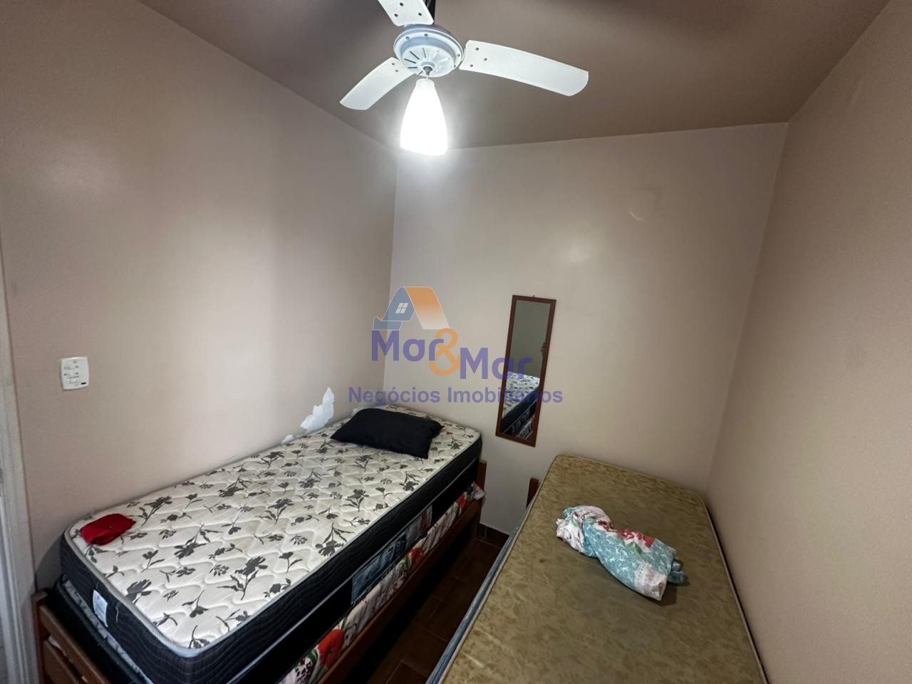 Apartamento na Praia da Enseada, Guarujá - SP