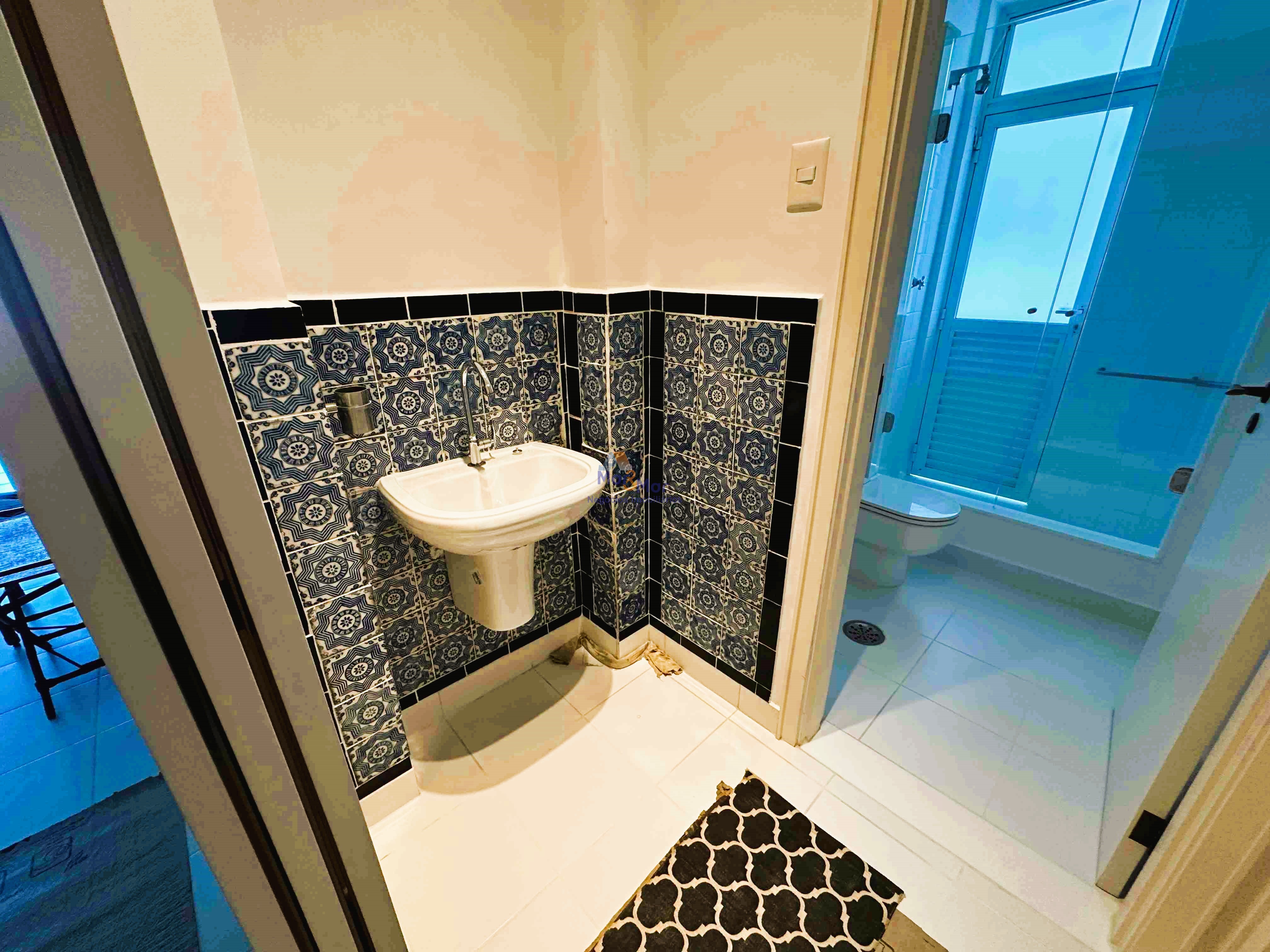 Apartamento Frente ao Mar nas Pitangueiras, Guarujá - SP