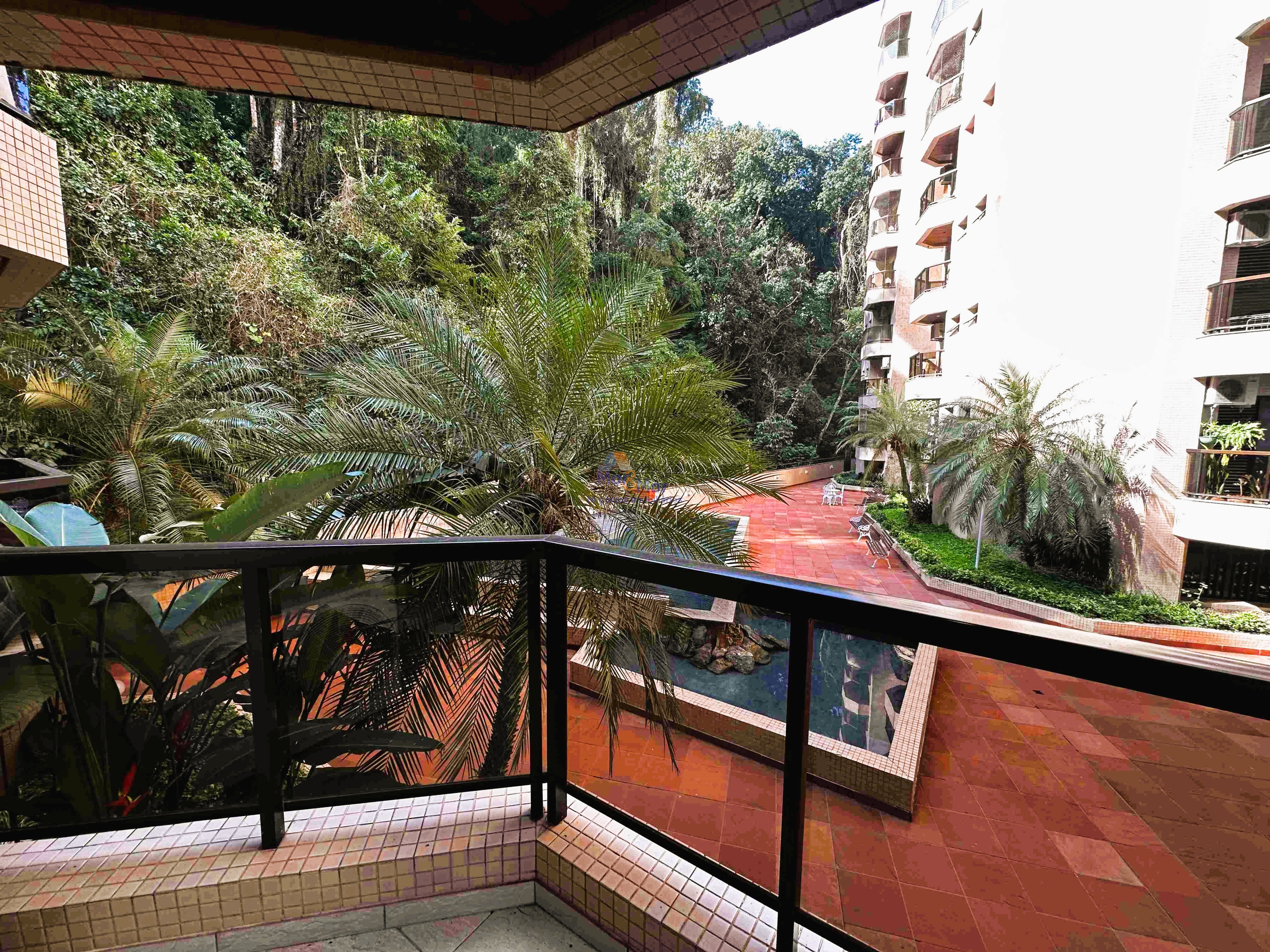 Apartamento-3-dormitorios-Pitangueiras