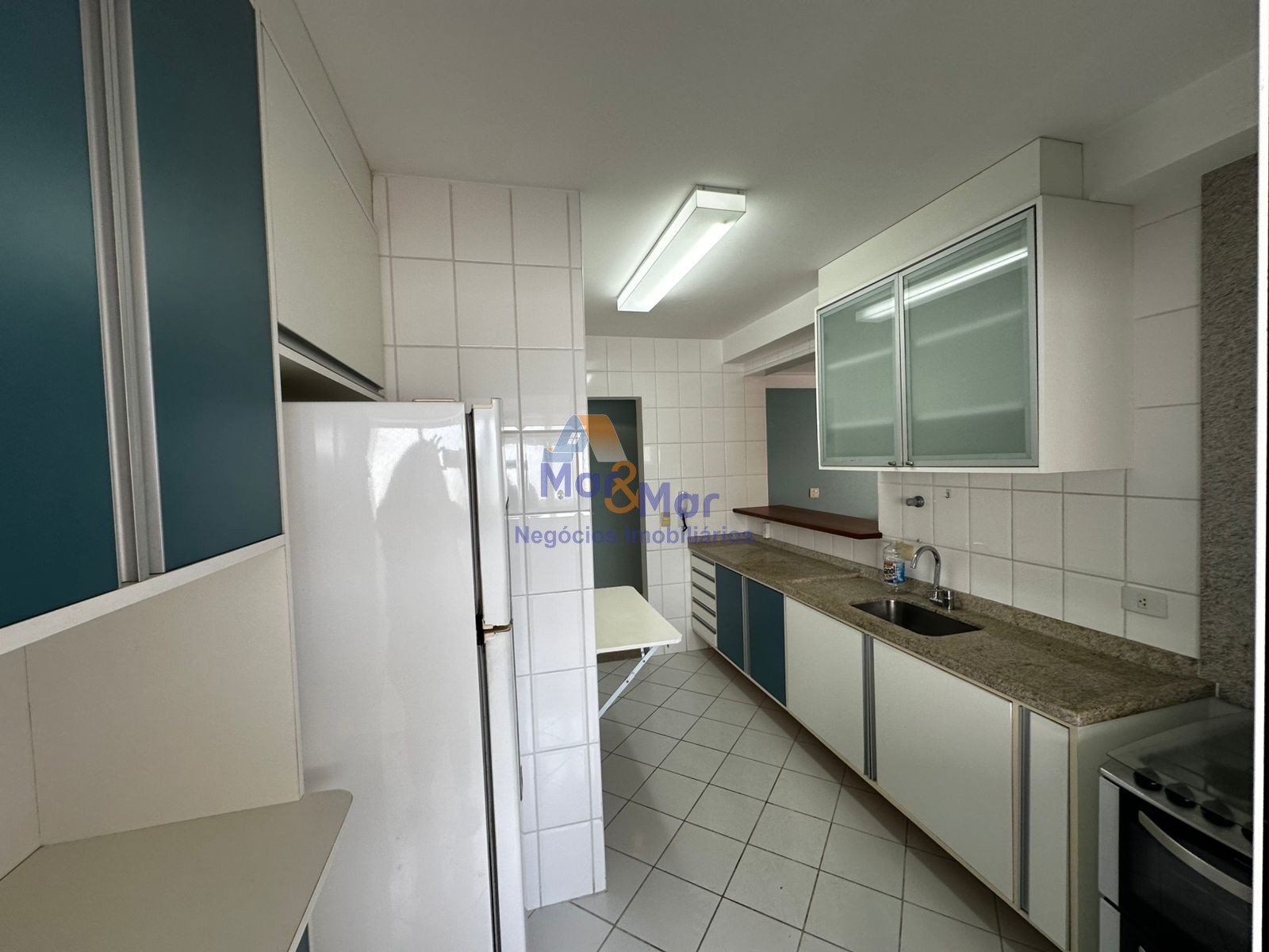 Apartamento Frente ao Mar, Praia das Astúrias Guarujá - SP