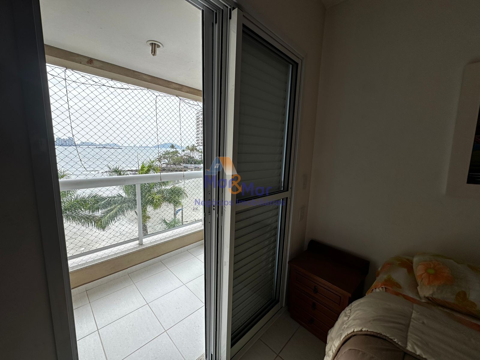 Apartamento Frente ao Mar, Praia da Astúrias Guarujá - SP