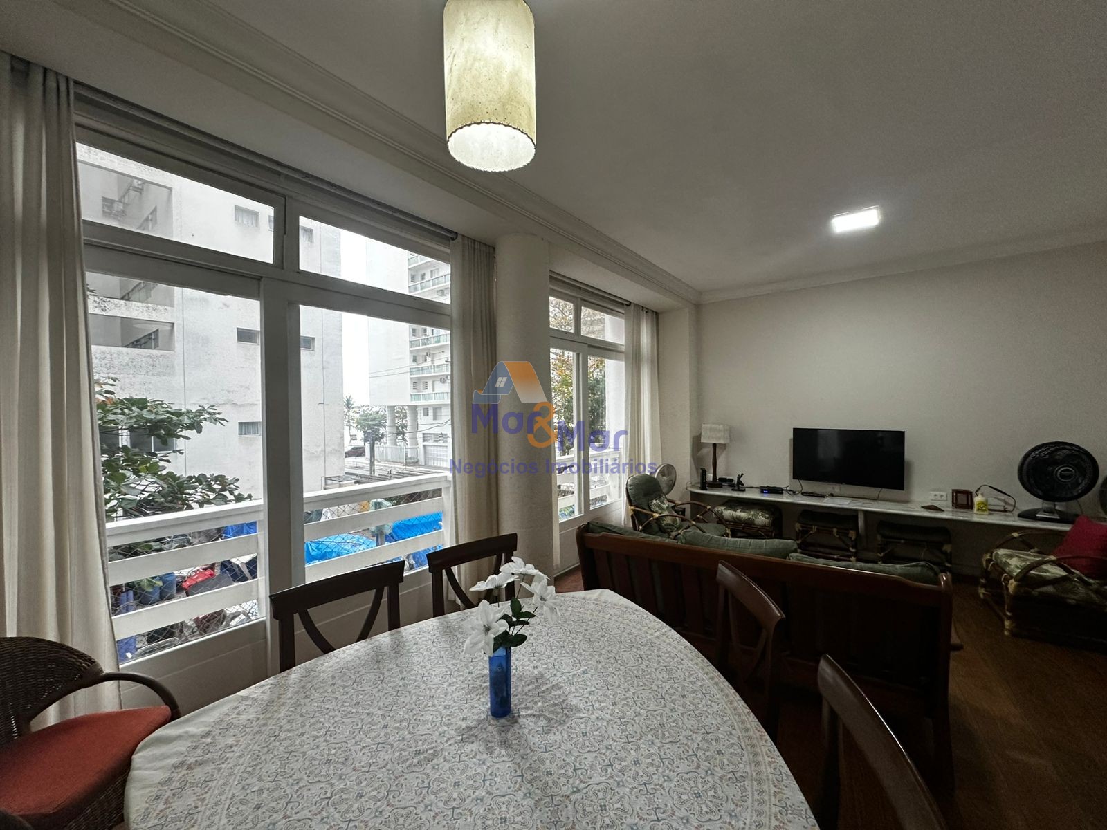 Apartamento-2-dormitorios-Pitangueiras