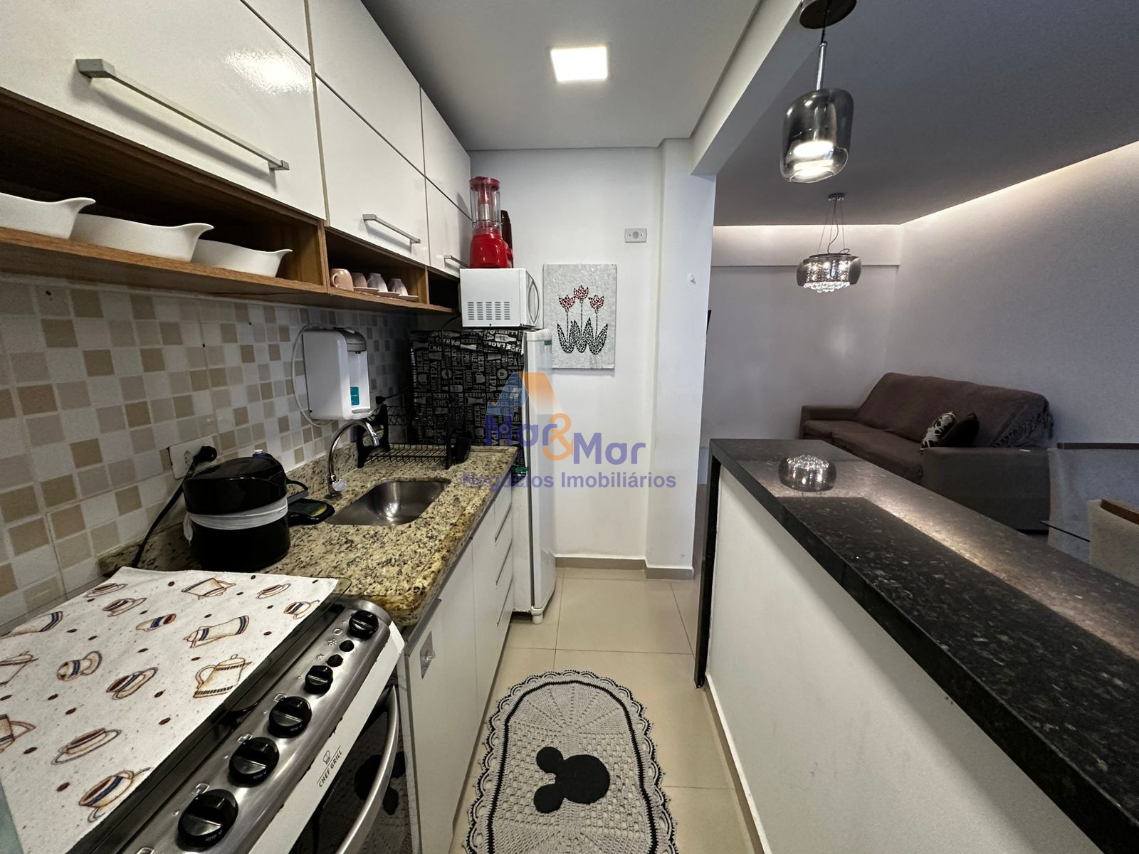 Apartamento na Praia das Astúrias, Guarujá - SP