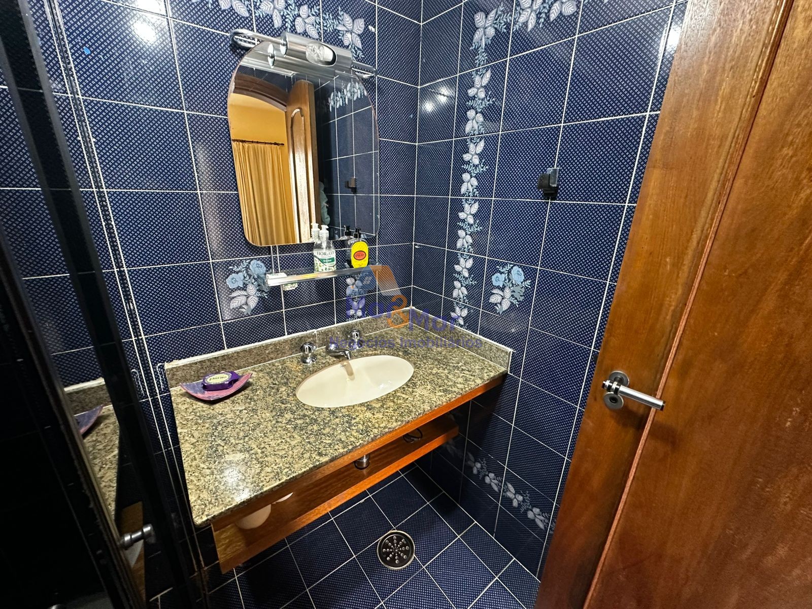 Apartamento na Praia da Enseada, Guarujá - SP