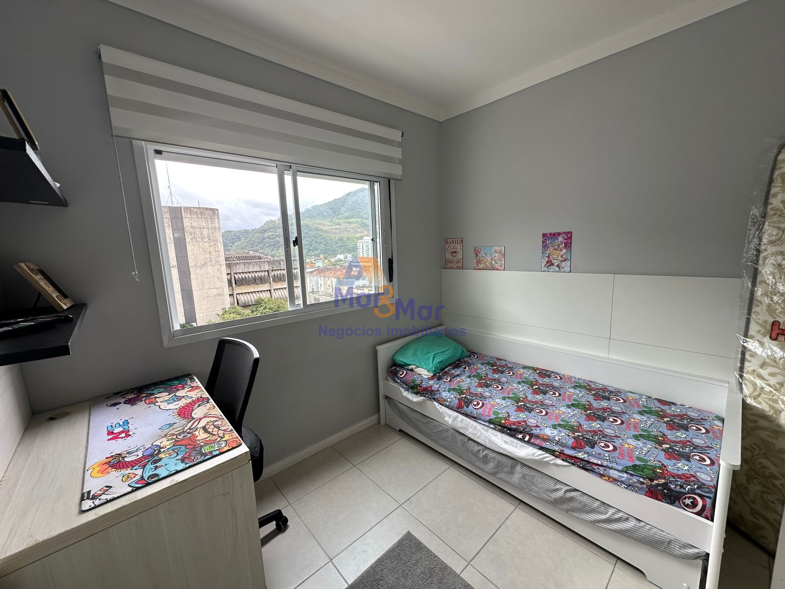 Apartamento na Praia das Pitangueiras, Guarujá - SP