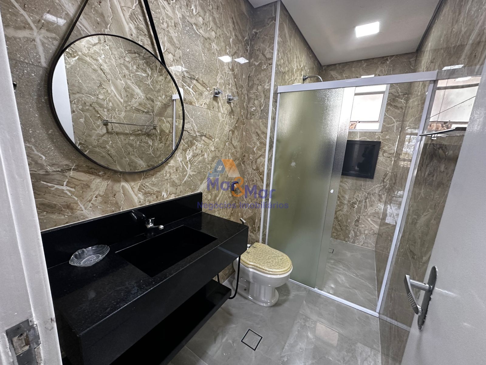 Apartamento Frente ao Mar-3-dormitorios-Pitangueiras