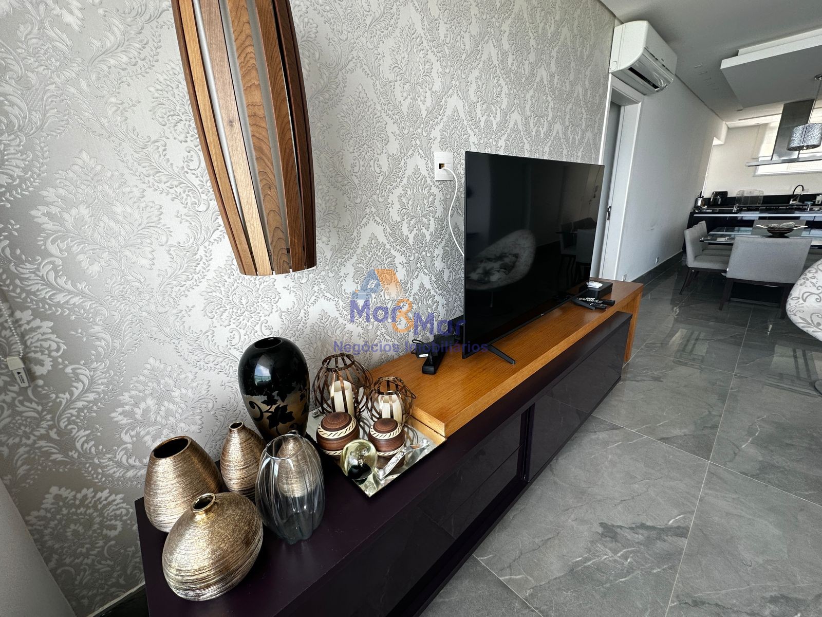 Apartamento Frente ao Mar nas Pitangueiras, Guarujá - SP