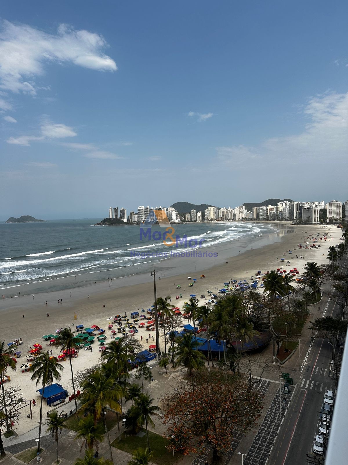 Apartamento Frente ao Mar nas Pitangueiras, Guarujá - SP