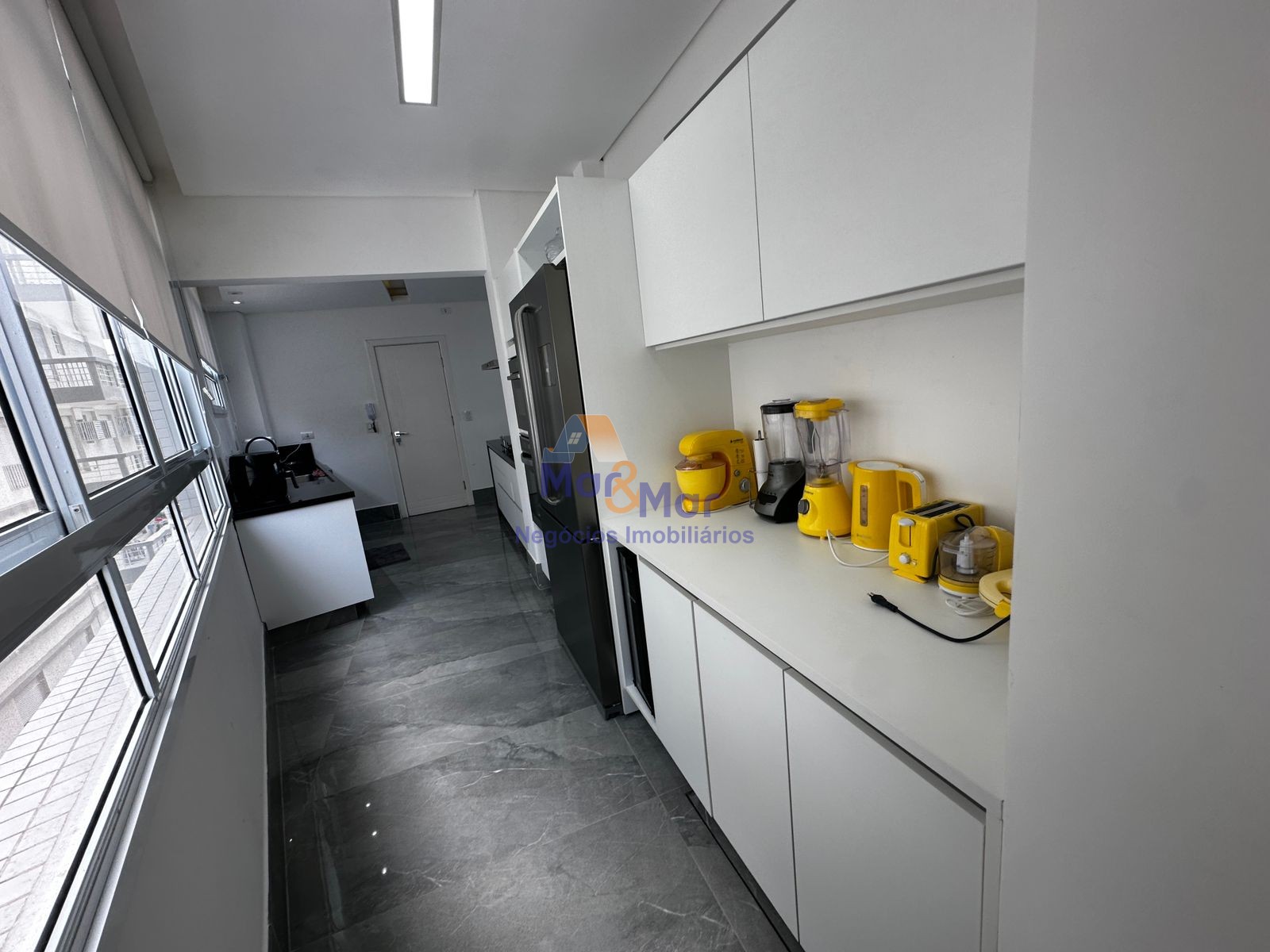Apartamento Frente ao Mar nas Pitangueiras, Guarujá - SP