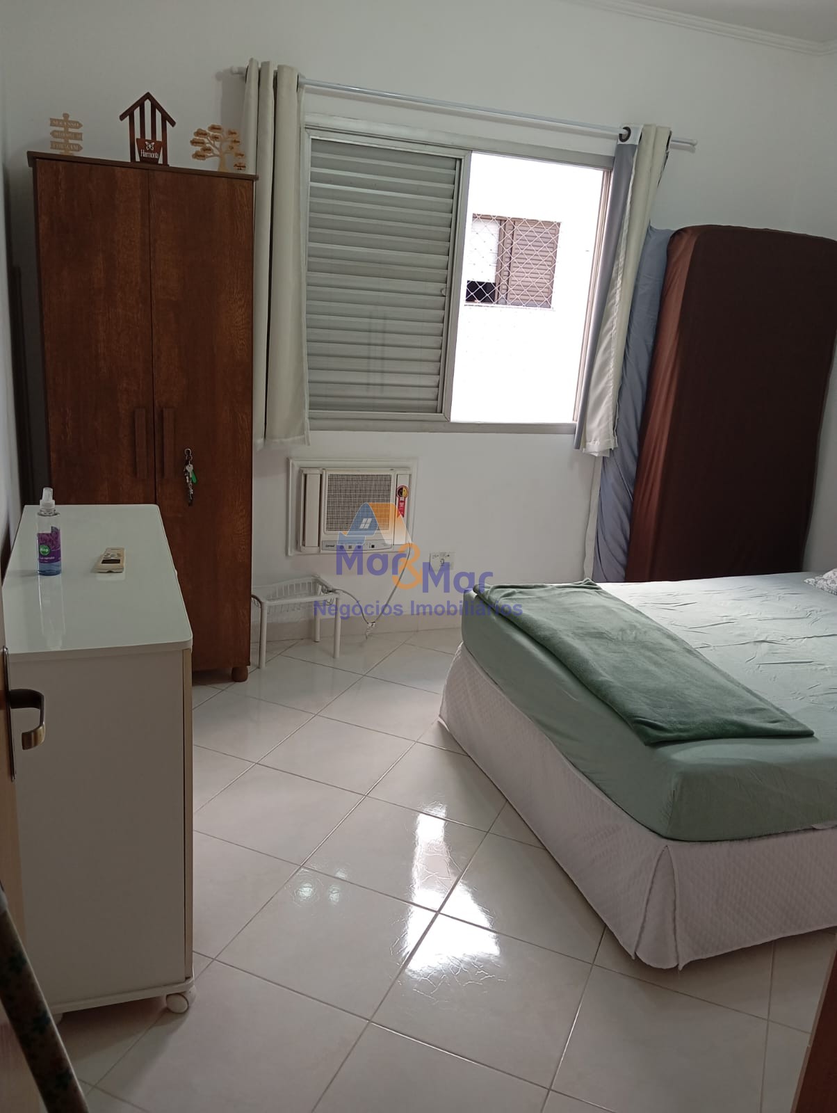 Apartamento na Praia das Astúrias, Guarujá - SP