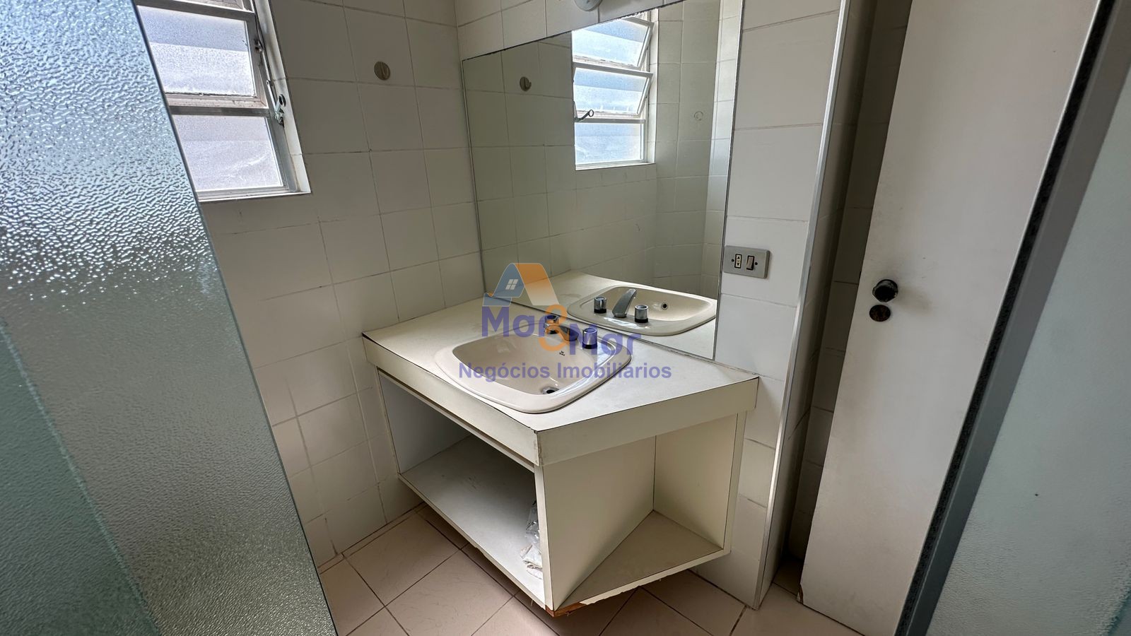 Apartamento Frente ao Mar nas Pitangueiras, Guarujá - SP