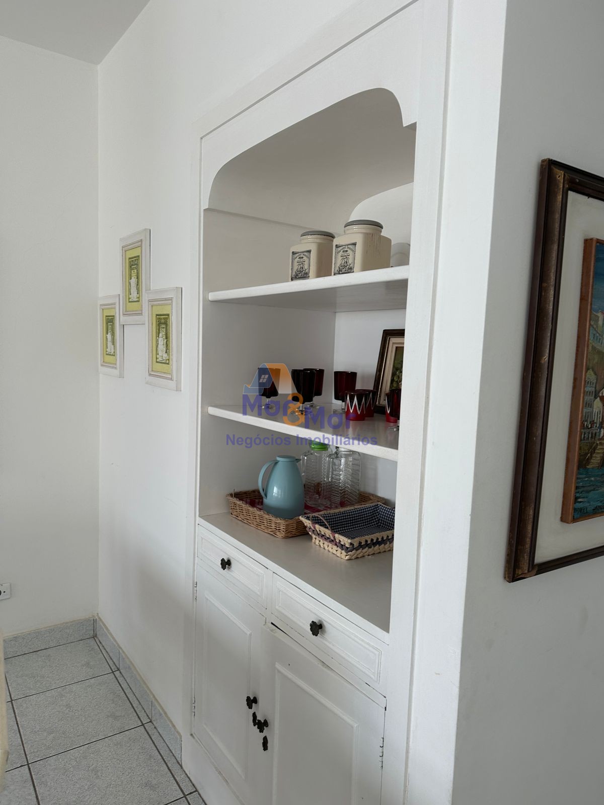 Apartamento na Praia das Pitangueiras, Guarujá - SP
