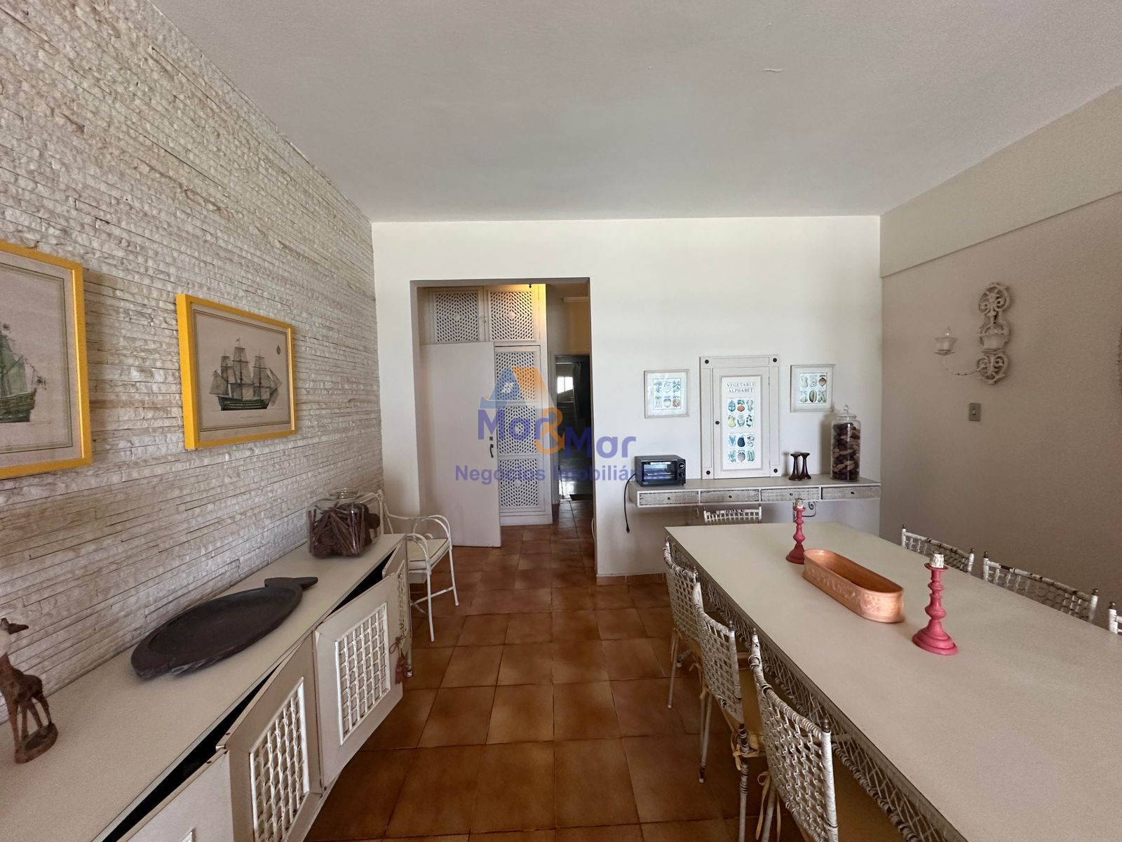 Apartamento Frente ao Mar nas Pitangueiras, Guarujá - SP