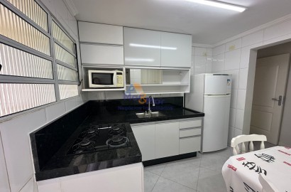 Apartamento na Praia das Pitangueiras, Guarujá - SP