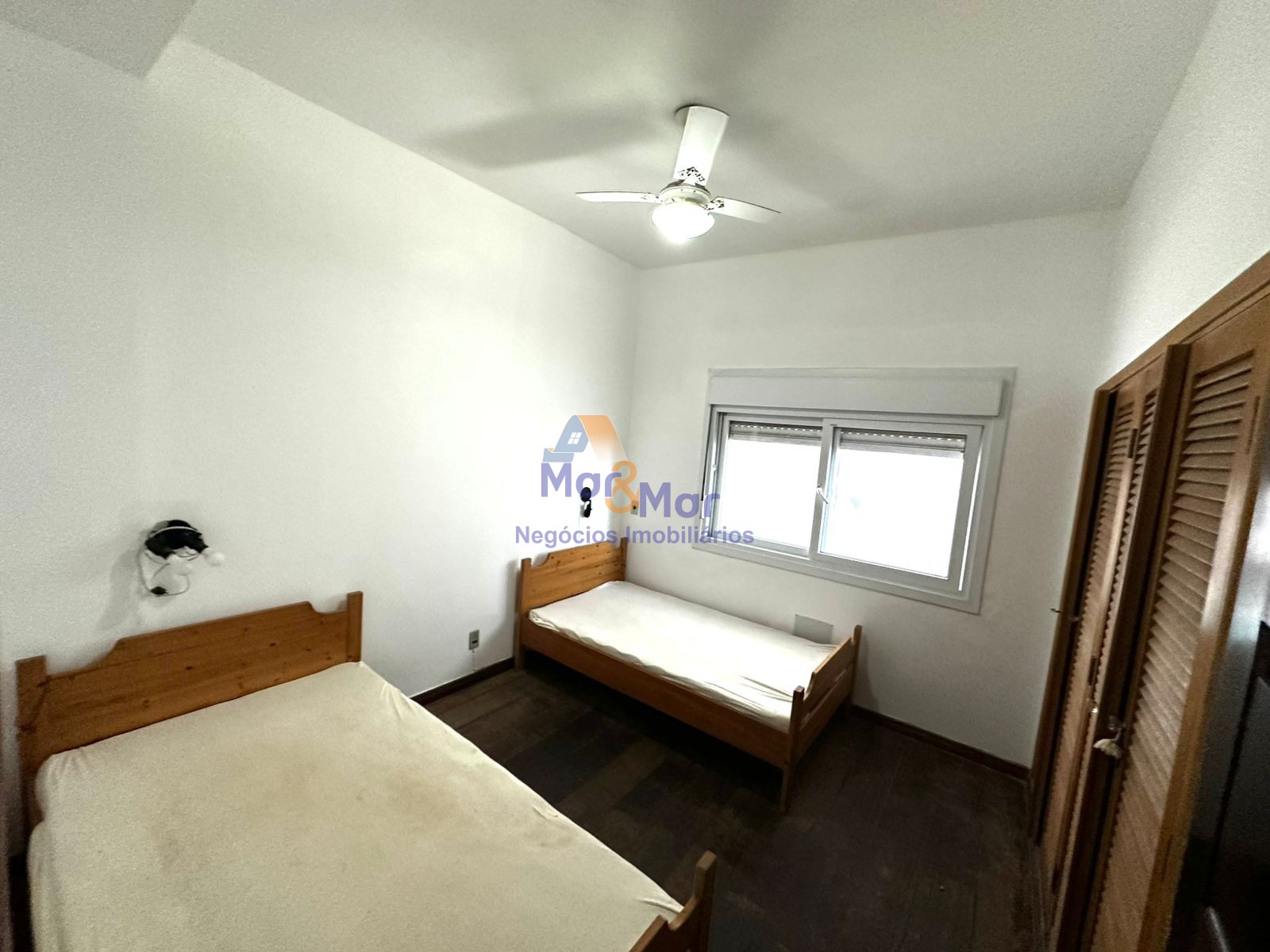 Apartamento Frente ao Mar nas Pitangueiras, Guarujá - SP