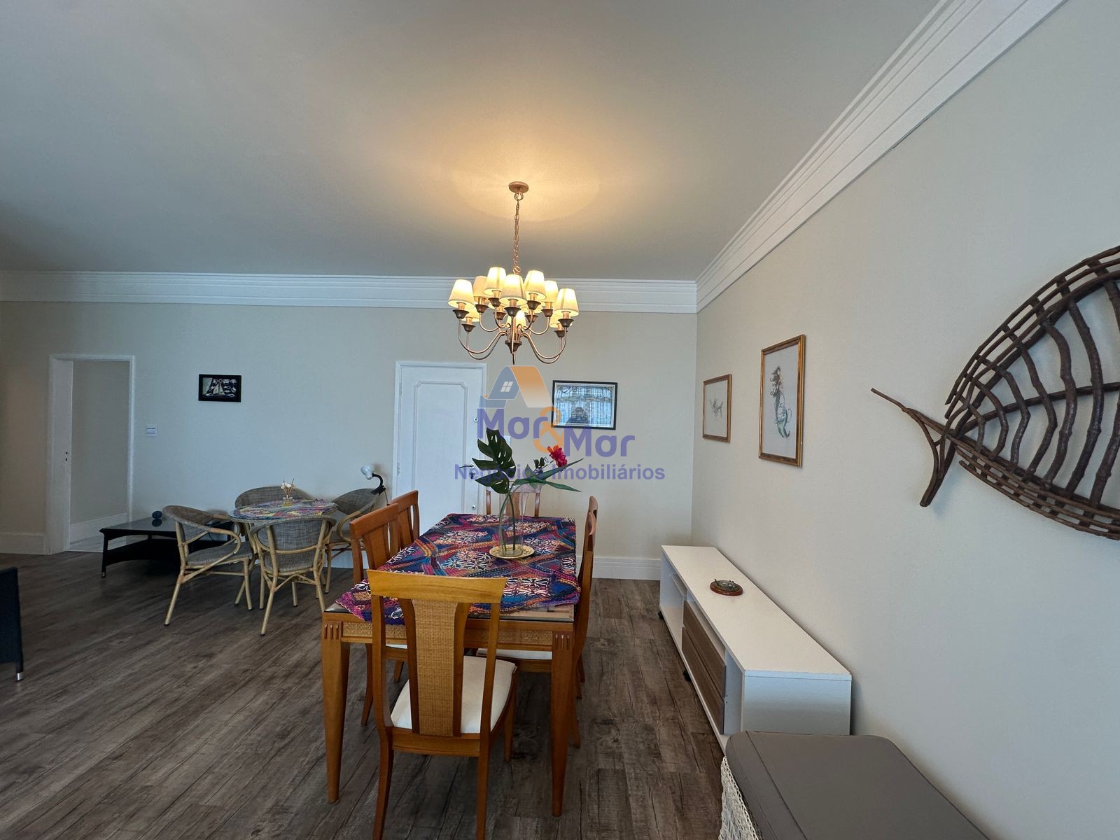 Apartamento Frente ao Mar nas Pitangueiras, Guarujá - SP