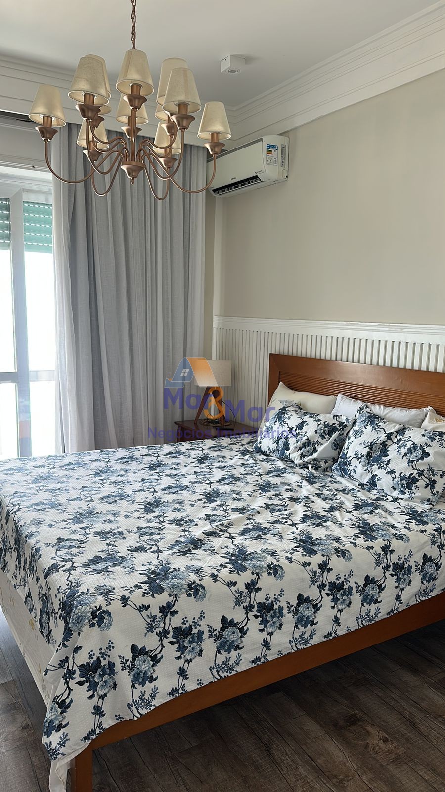 Apartamento Frente ao Mar nas Pitangueiras, Guarujá - SP