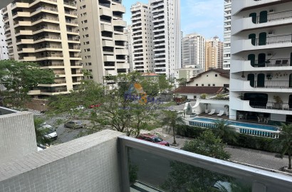 Apartamento na Praia das Pitangueiras, Guarujá - SP