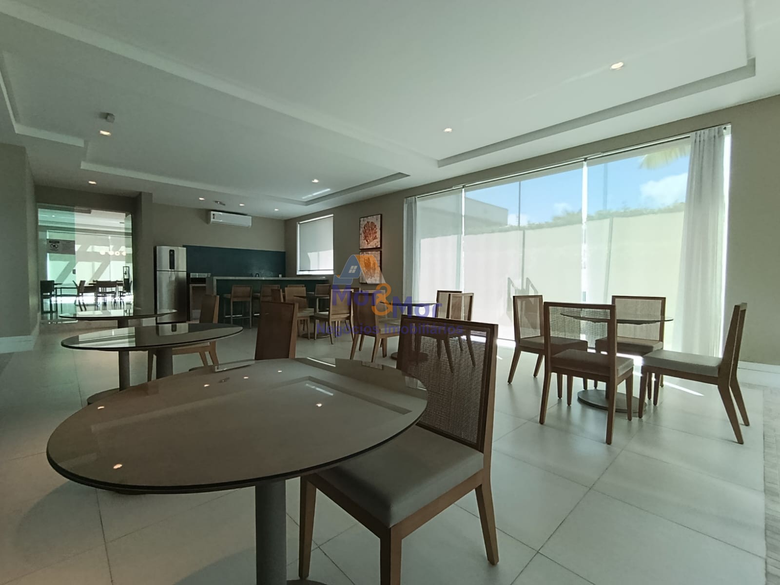 Apartamento na Praia da Enseada, Guarujá - SP