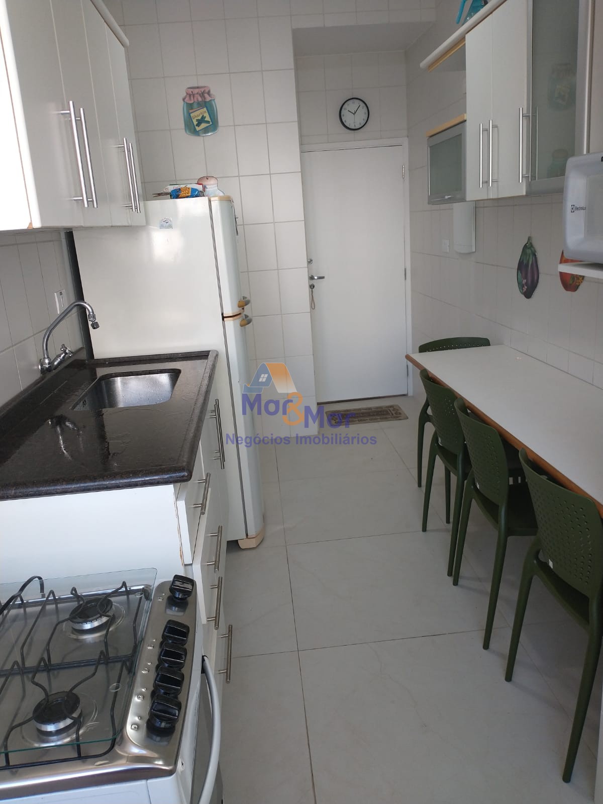 Apartamento Frente ao Mar nas Pitangueiras, Guarujá - SP
