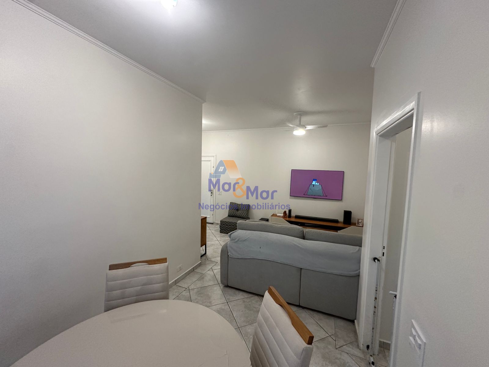Apartamento-2-dormitorios-Pitangueiras