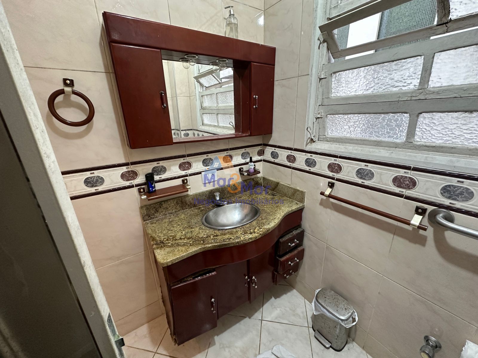 Apartamento-2-dormitorios-Pitangueiras