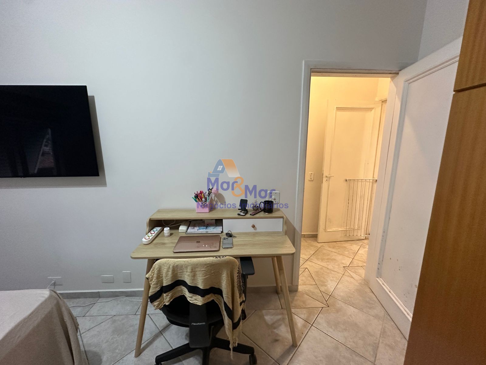 Apartamento-2-dormitorios-Pitangueiras