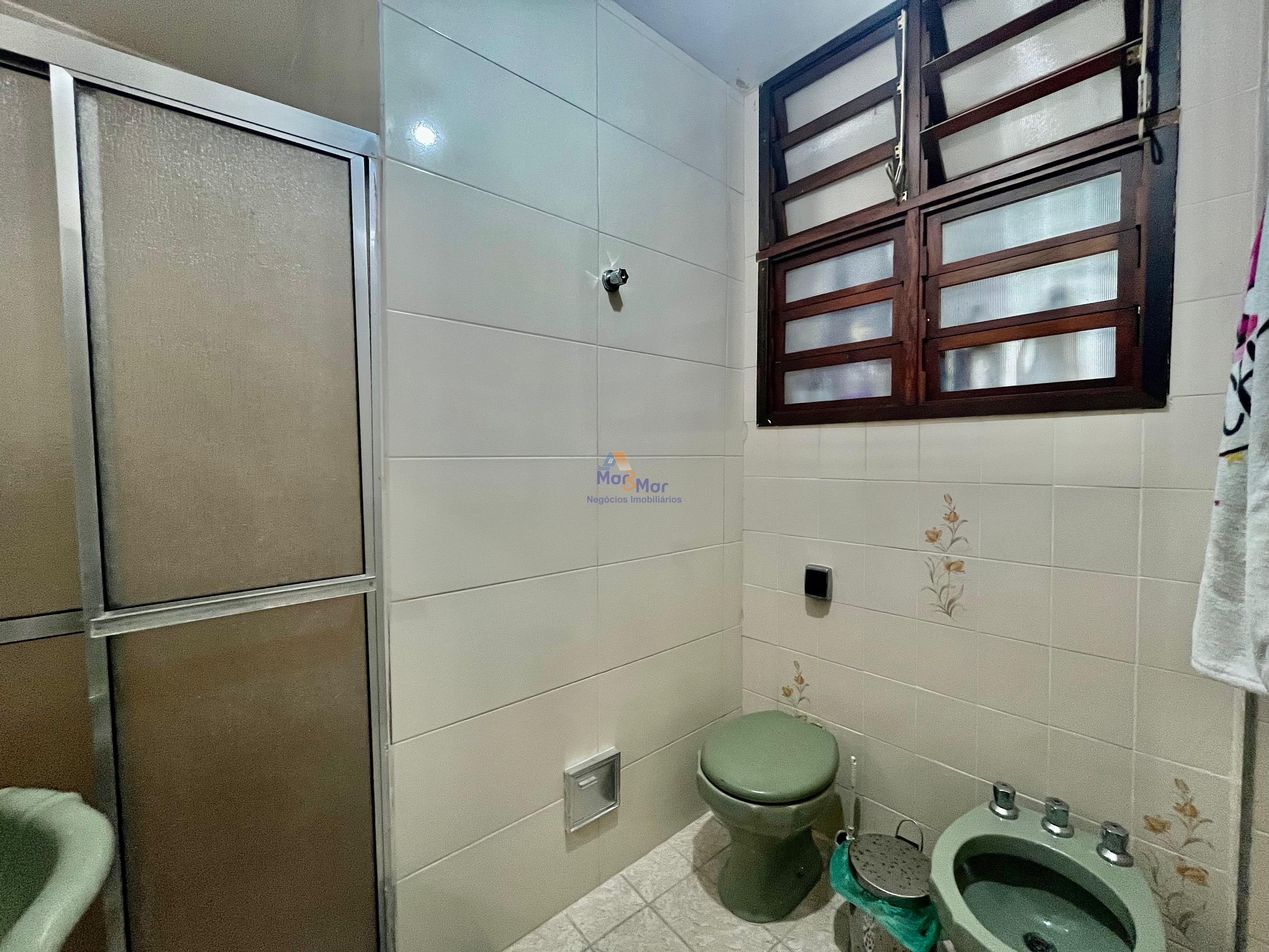 Apartamento na Praia da Enseada, Guarujá - SP