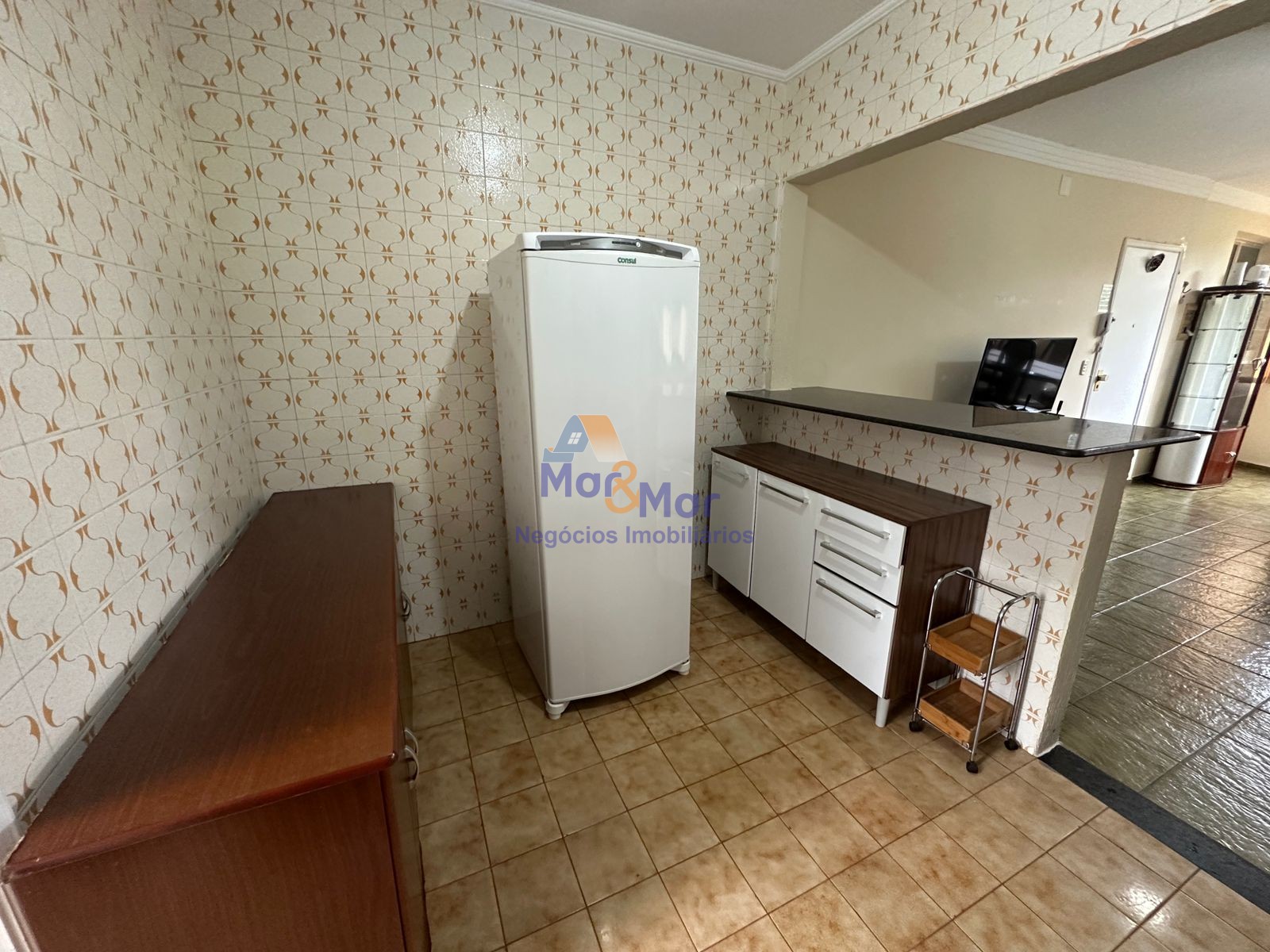 Apartamento na Praia das Pitangueiras, Guarujá - SP