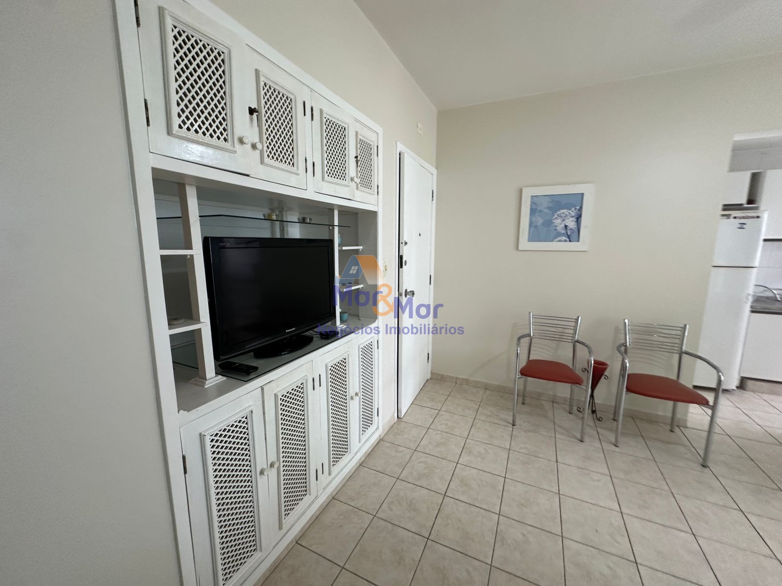 Apartamento na Praia das Pitangueiras, Guarujá - SP