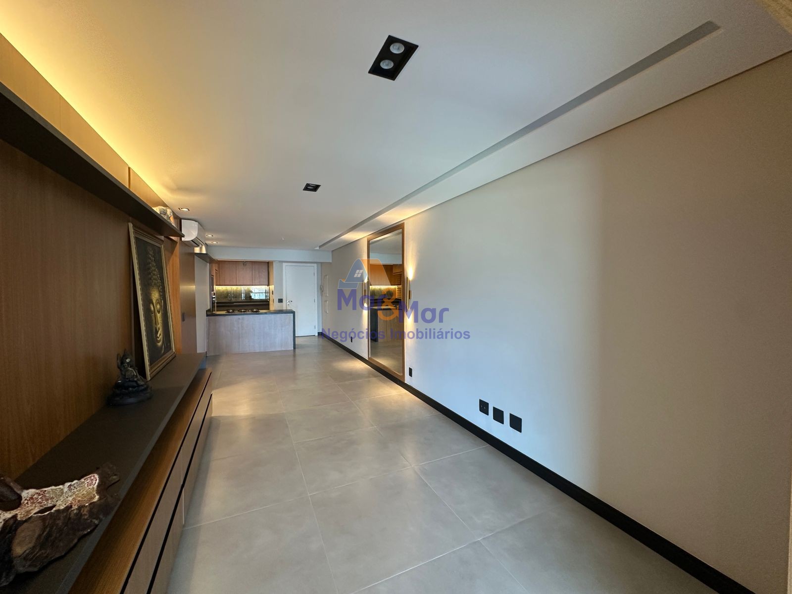 Apartamento na Praia das Astúrias, Guarujá - SP
