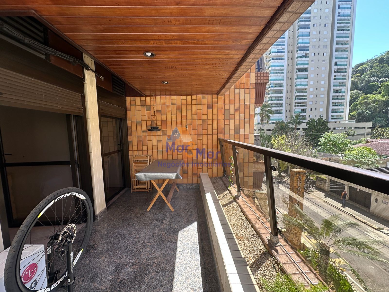 Apartamento-3-dormitorios-Pitangueiras