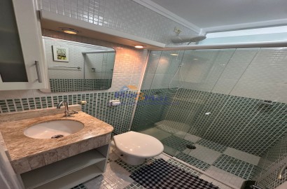 Apartamento na Praia das Pitangueiras, Guarujá - SP
