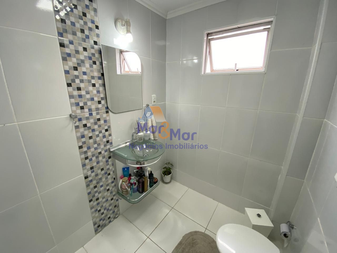 Apartamento na Praia das Astúrias, Guarujá - SP