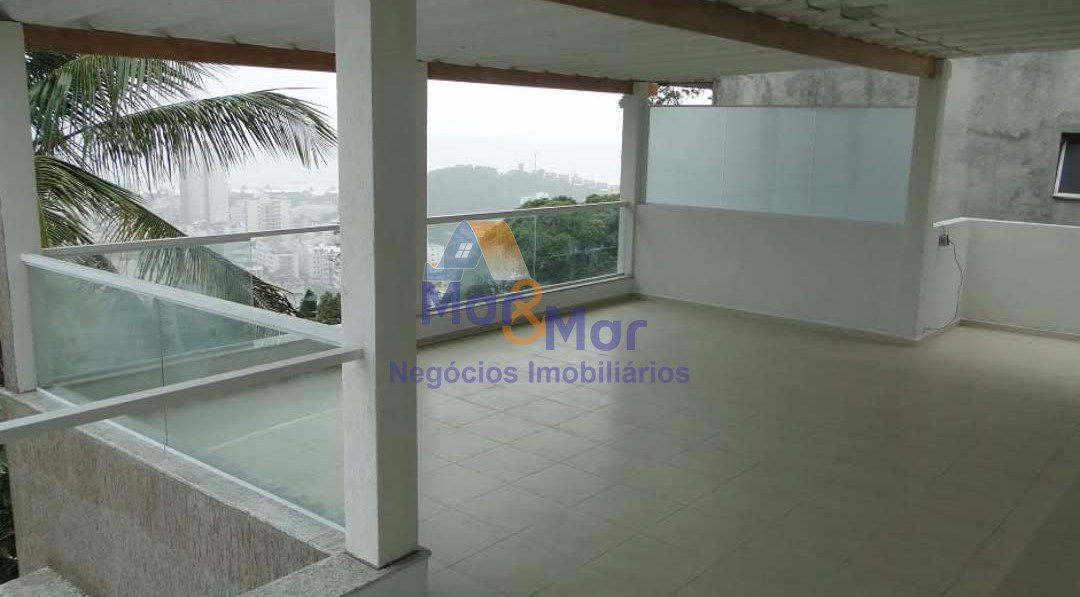 Casa em Condomínio na Praia da Enseada, Guarujá - SP