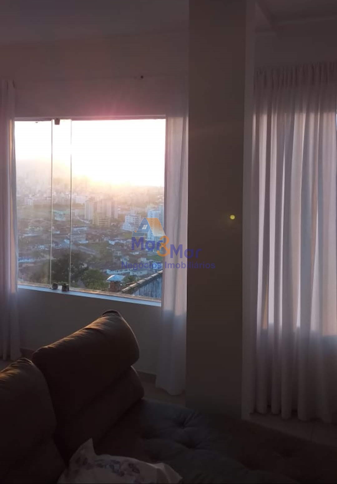 Casa em Condomínio na Praia da Enseada, Guarujá - SP
