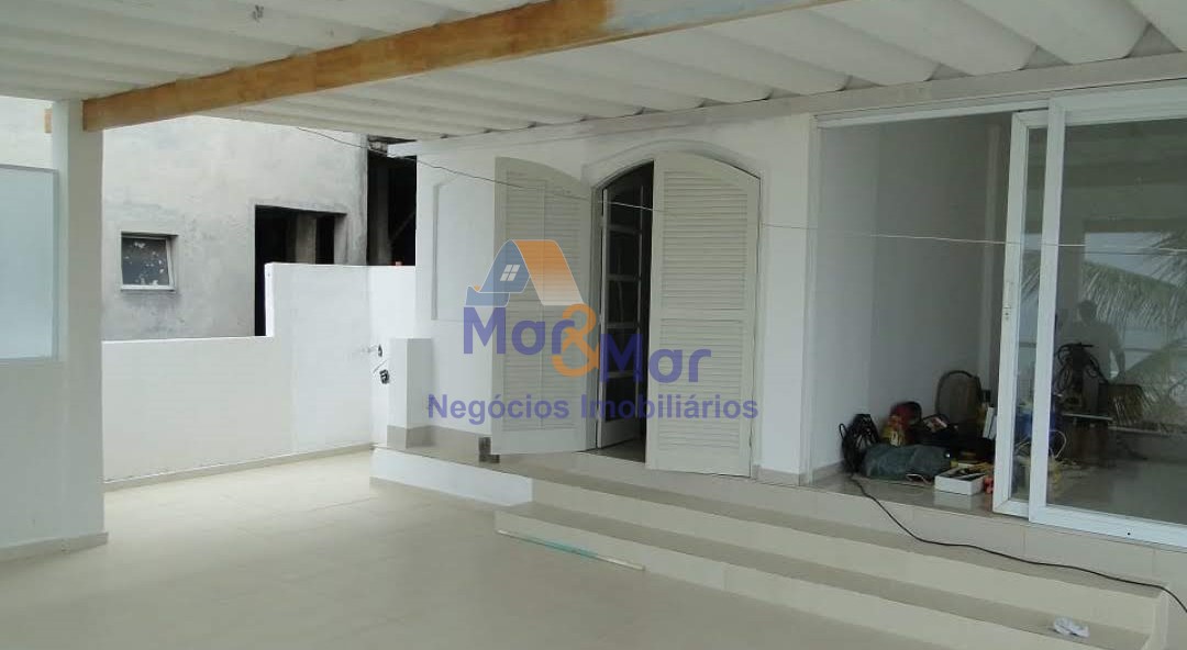 Casa em Condomínio na Praia da Enseada, Guarujá - SP