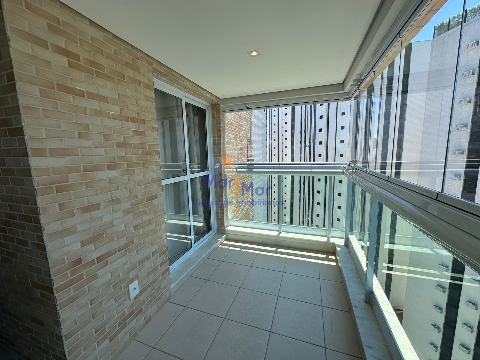 Apartamento na Praia das Astúrias, Guarujá - SP