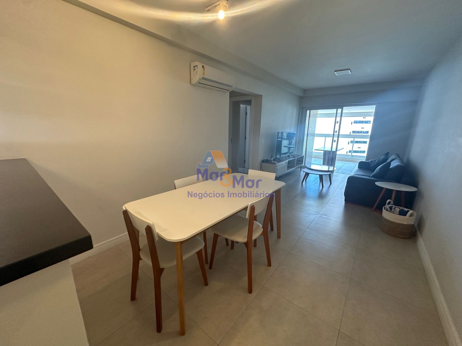 Apartamento na Praia das Astúrias, Guarujá - SP