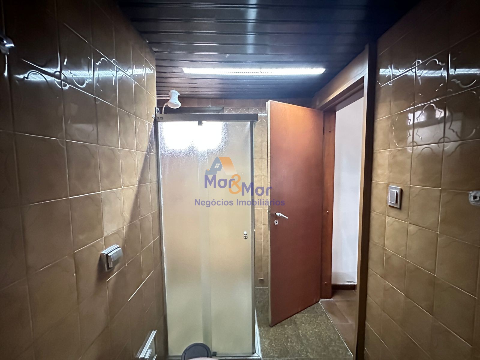 Apartamento Frente ao Mar nas Pitangueiras, Guarujá - SP