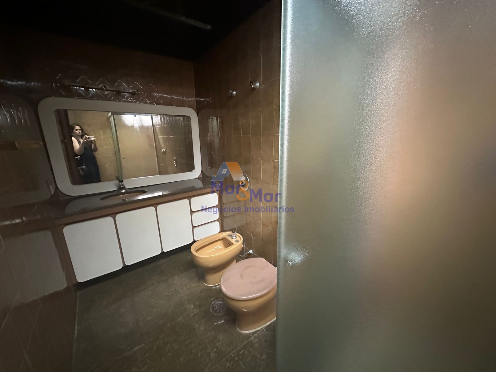 Apartamento Frente ao Mar nas Pitangueiras, Guarujá - SP